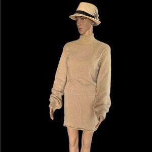 2 Piece Skirt and‎ Sweater Set. Super soft and cozy! Women’s size small